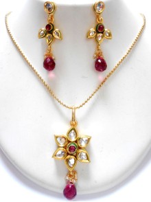 Kundan Pendant Sets